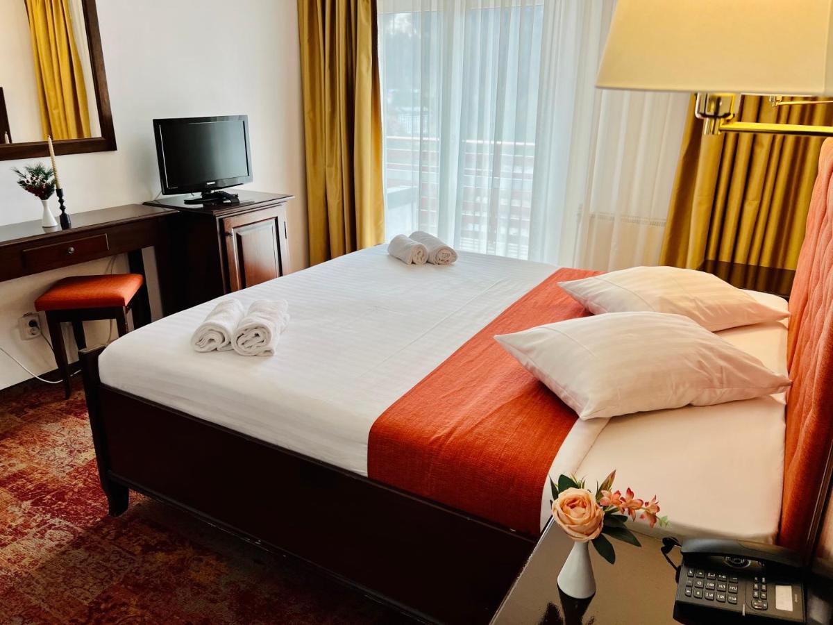 Hotel Piatra Mare Poiana Brasov Ngoại thất bức ảnh